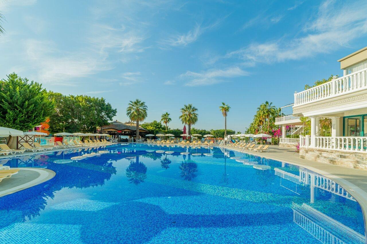 Justiniano Club Alanya Hotel โอคูร์จาลาร์ ภายนอก รูปภาพ