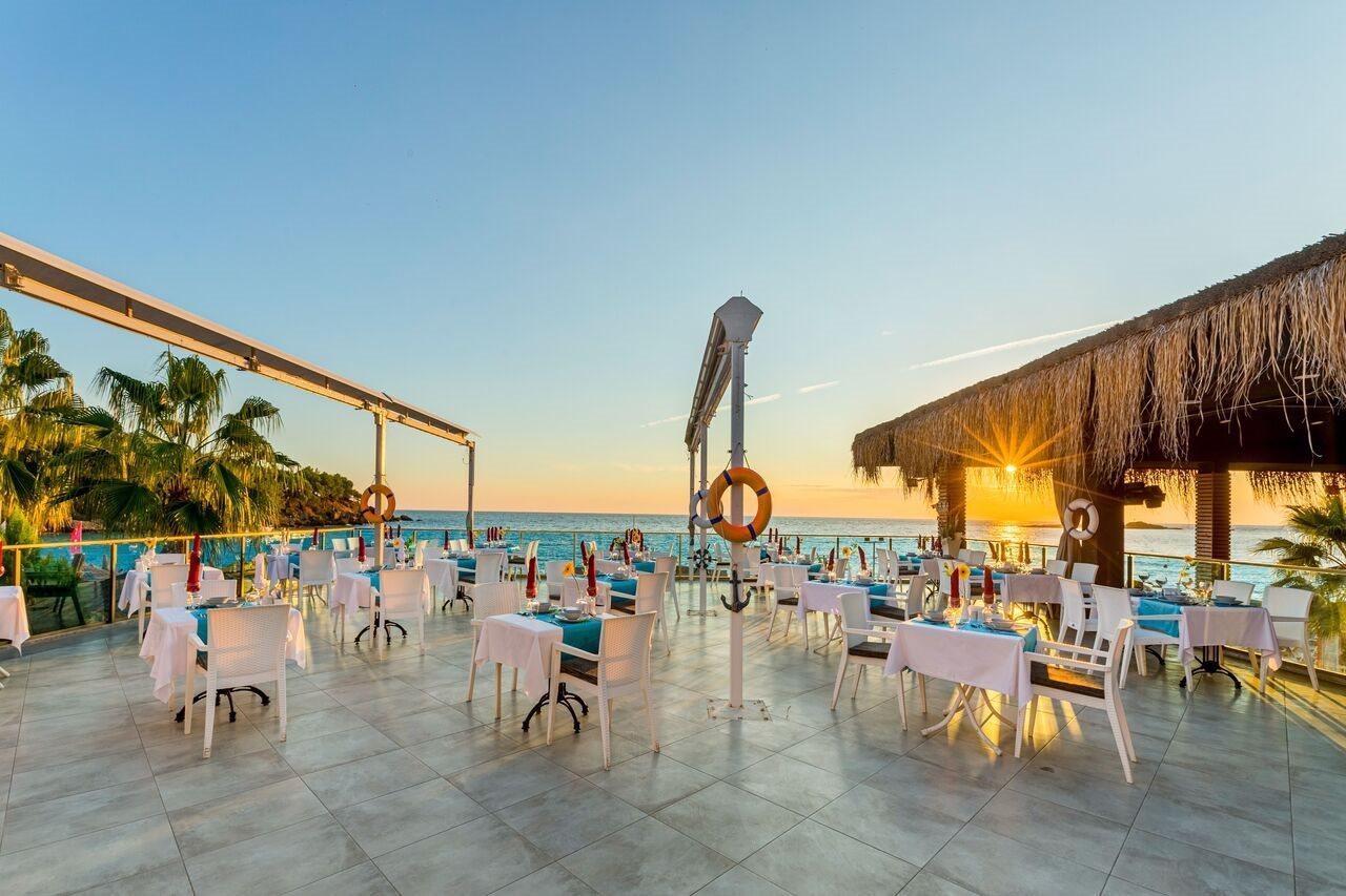 Justiniano Club Alanya Hotel โอคูร์จาลาร์ ภายนอก รูปภาพ
