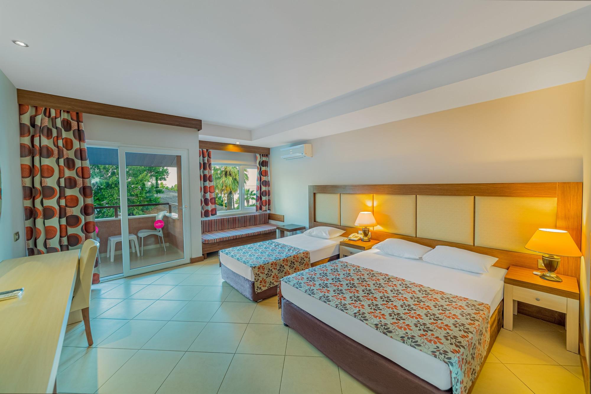Justiniano Club Alanya Hotel โอคูร์จาลาร์ ภายนอก รูปภาพ