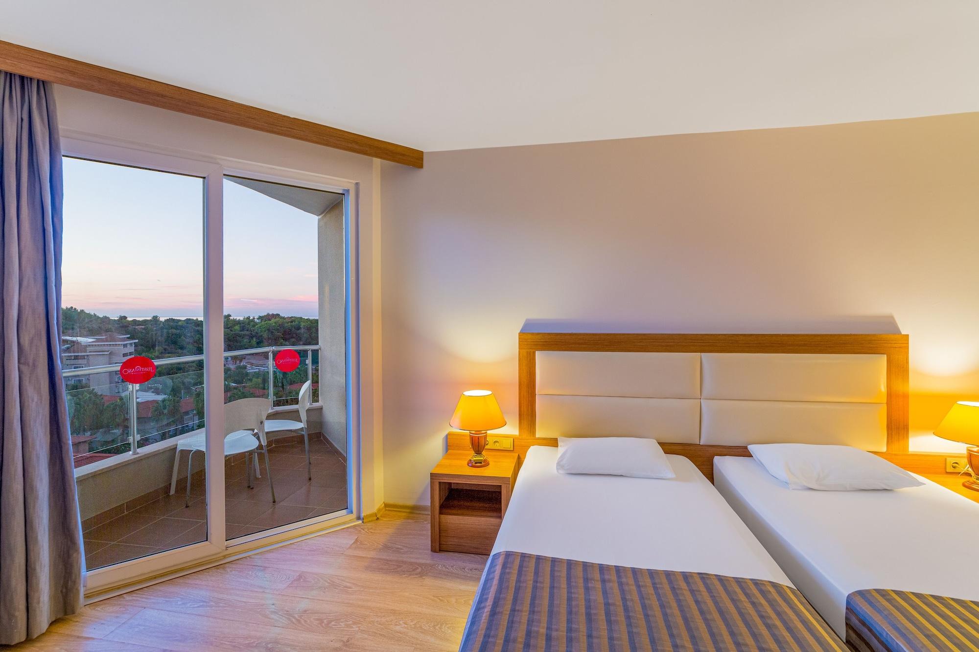 Justiniano Club Alanya Hotel โอคูร์จาลาร์ ภายนอก รูปภาพ