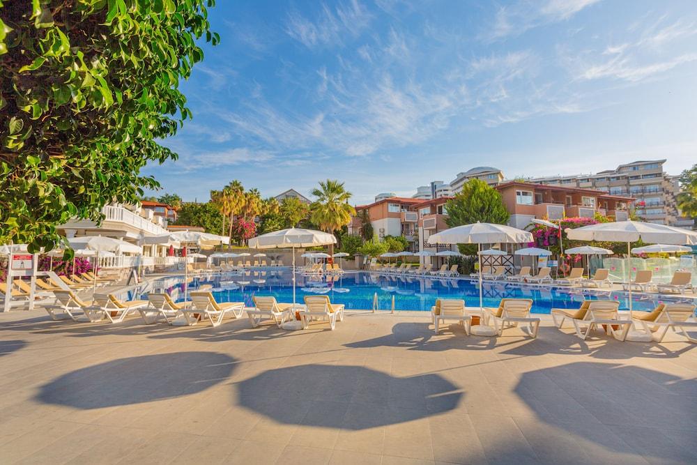 Justiniano Club Alanya Hotel โอคูร์จาลาร์ ภายนอก รูปภาพ